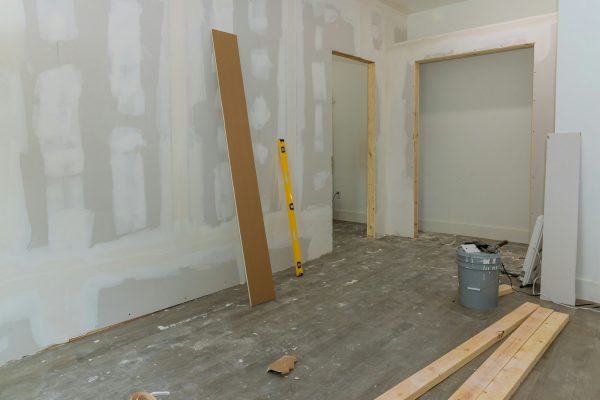 As a result of the finishing plastering of the drywall, the drywall is ready to be painted with a